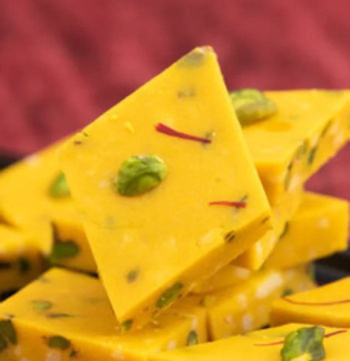 Mysore Pak, Govindam Sweets, Online sweets, South Indian desserts, Ghee-based treats, Traditional confections, Royal sweets